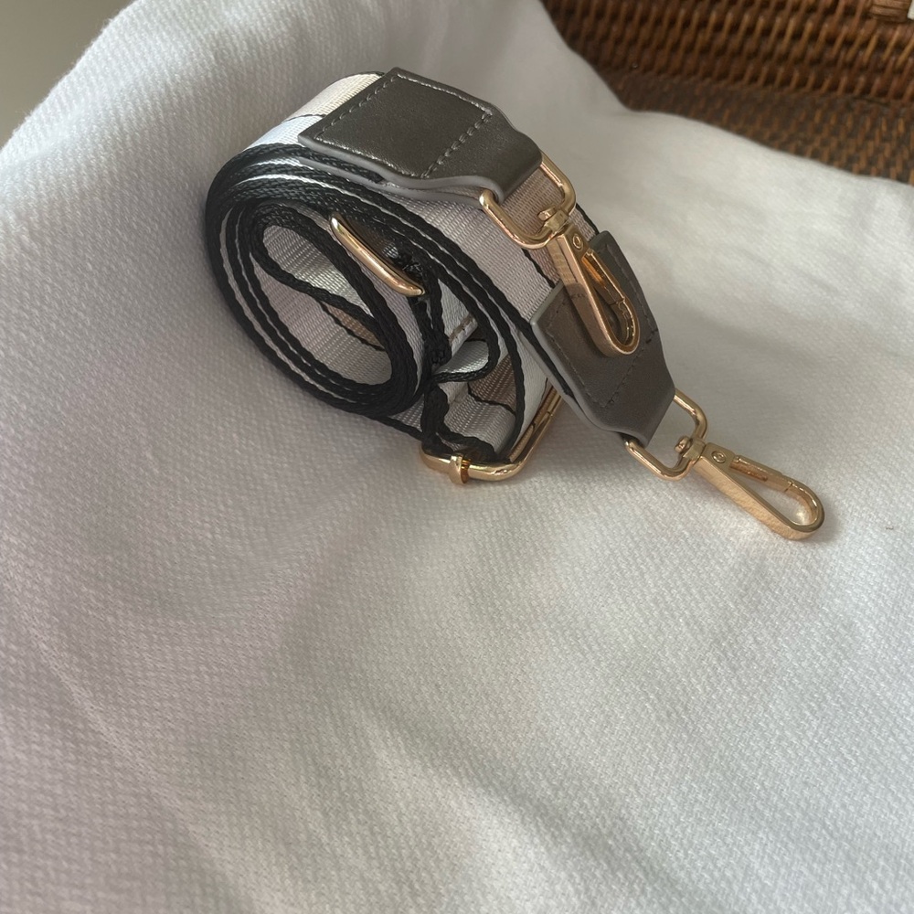 Gold and silver Adjustable Strap with Gold Hardware NWOT - Picture 2 of 7